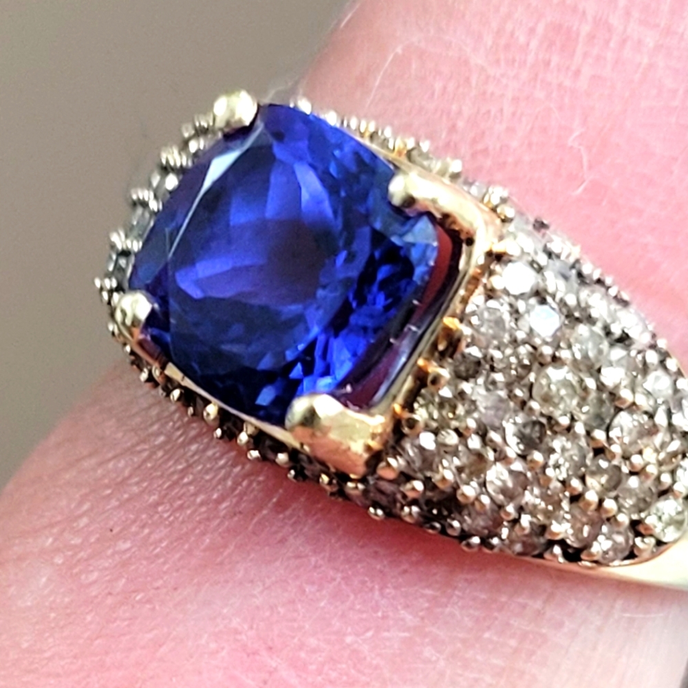 Blue Berry Purple Cushion Natural No Heat Tanzanite Chocoltare Diamond 10k Ring